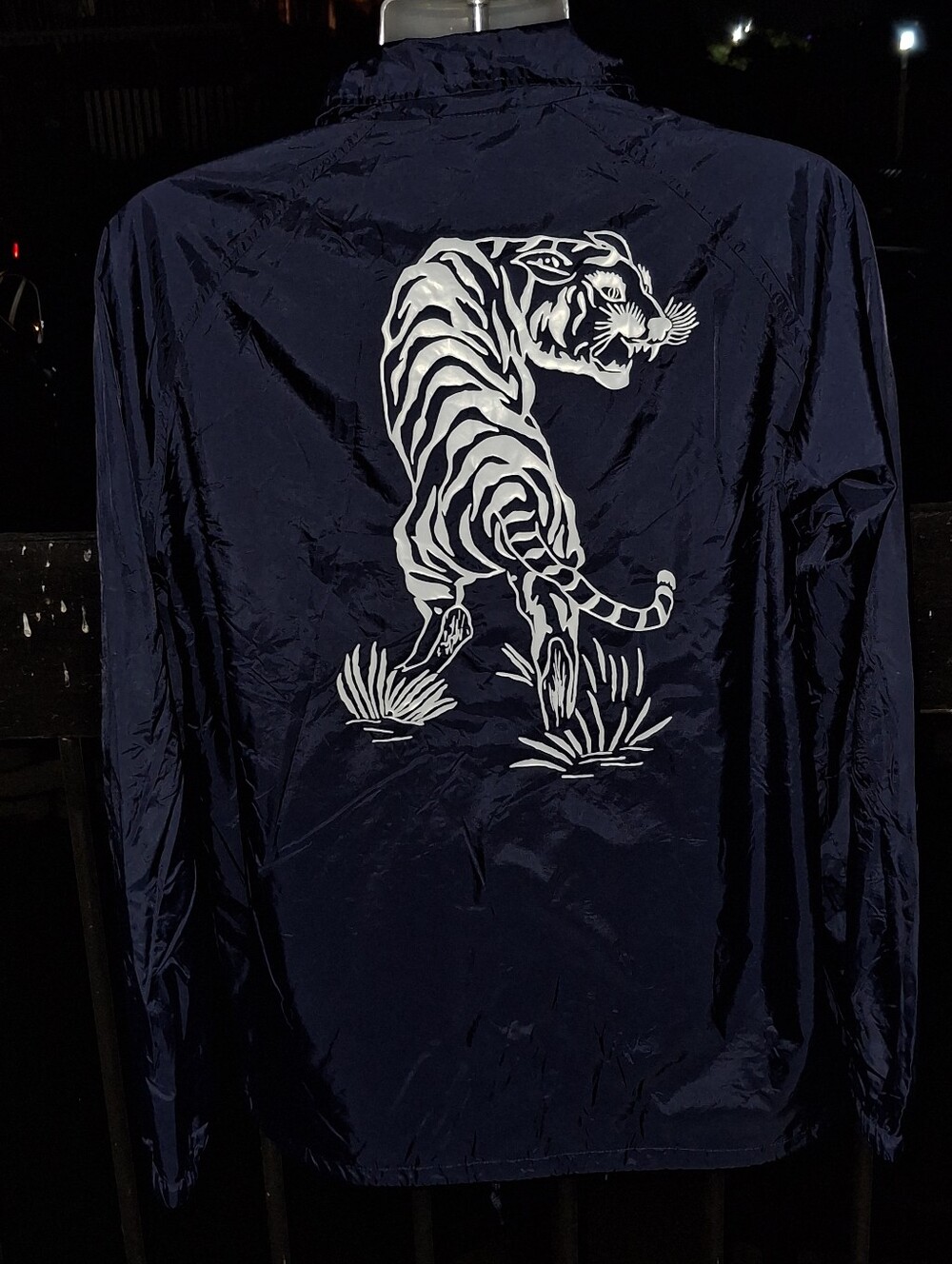NWT DIAMOND SUPPLY CO. TIGER BUTTON UP JACKET SIZE LARGE